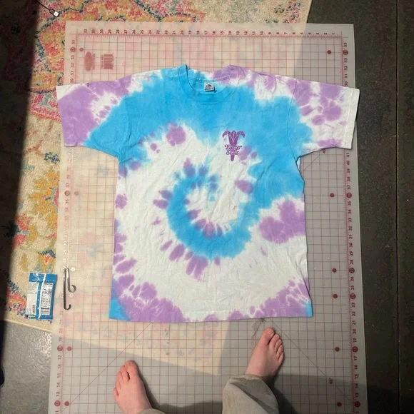 VINTAGE 90s TIE-DYED BLUE PURPLE VOLLEYBALL EASTER SEALS SINGLE STITCH TEE XL - Picture 9 of 10